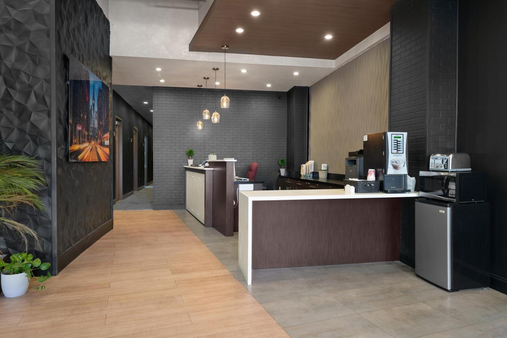 Quality Inn Center City Philadelphia Exterior photo