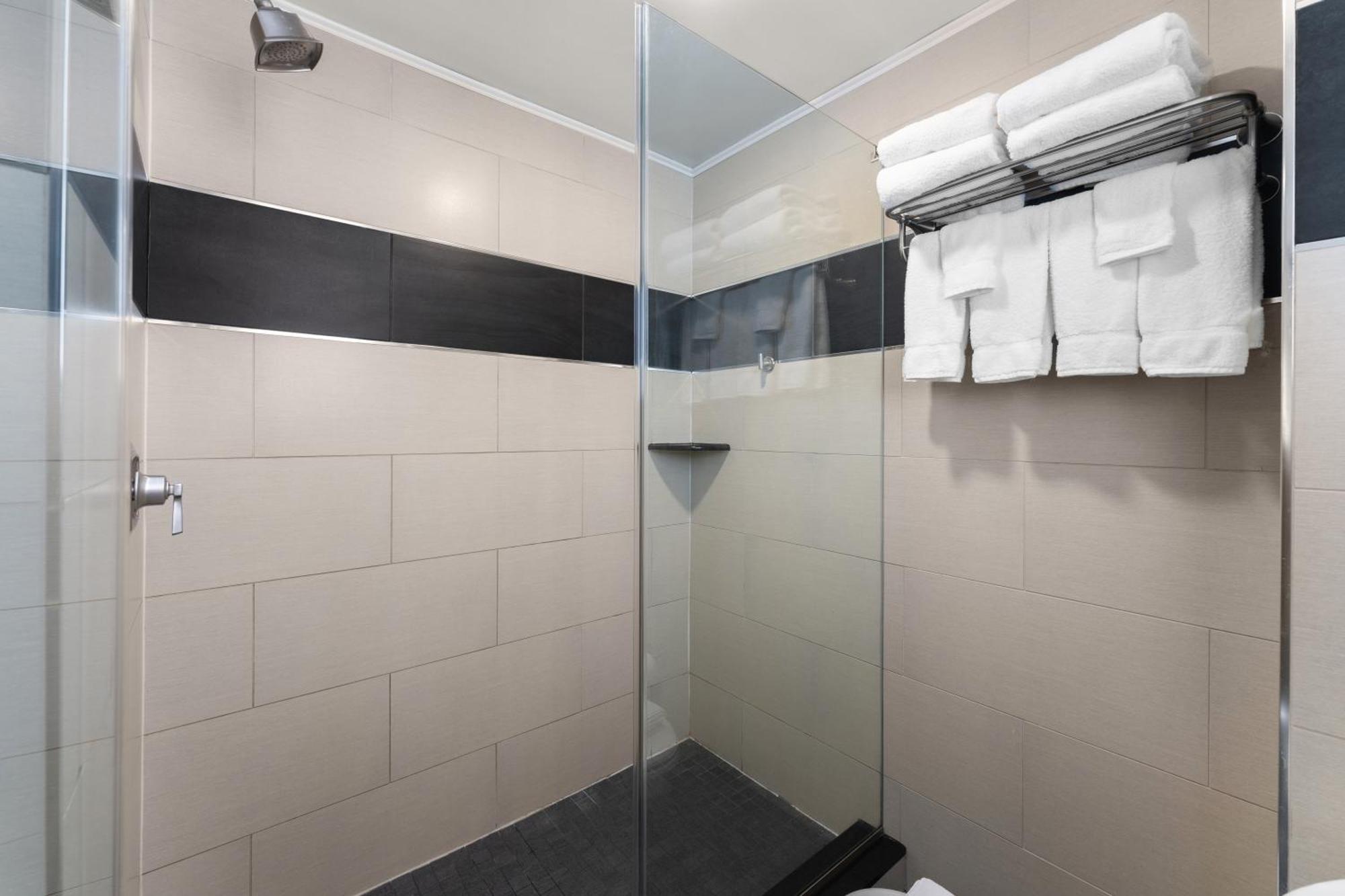 Quality Inn Center City Philadelphia Exterior photo